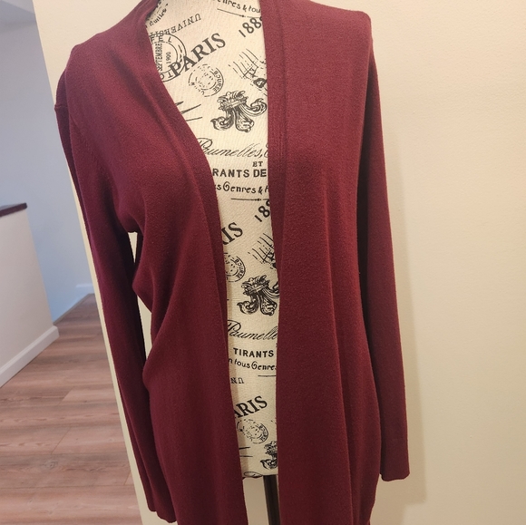 Cyrus size small cardigan - Picture 2 of 6